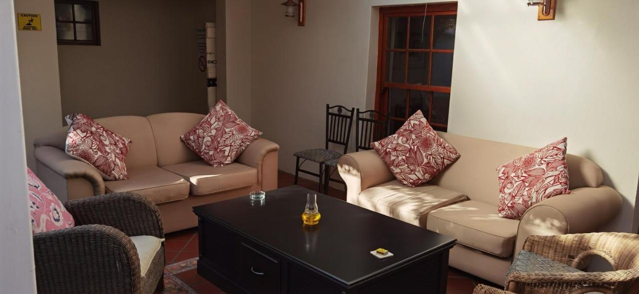 גרהמסטאון 137 High Street Guest House מראה חיצוני תמונה