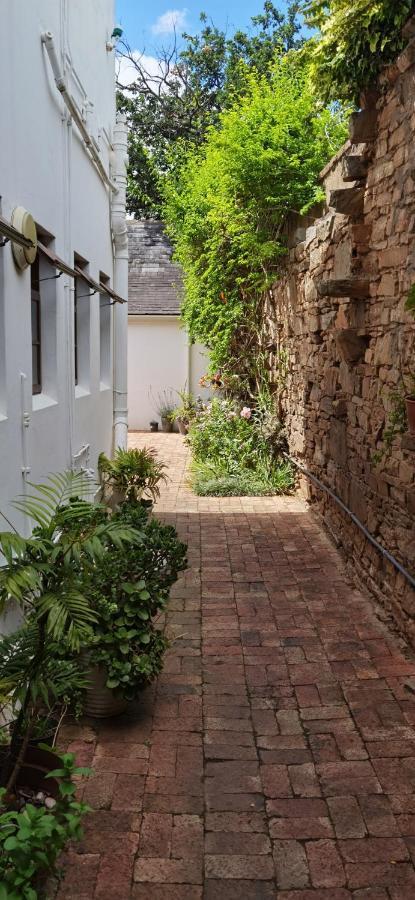 גרהמסטאון 137 High Street Guest House מראה חיצוני תמונה