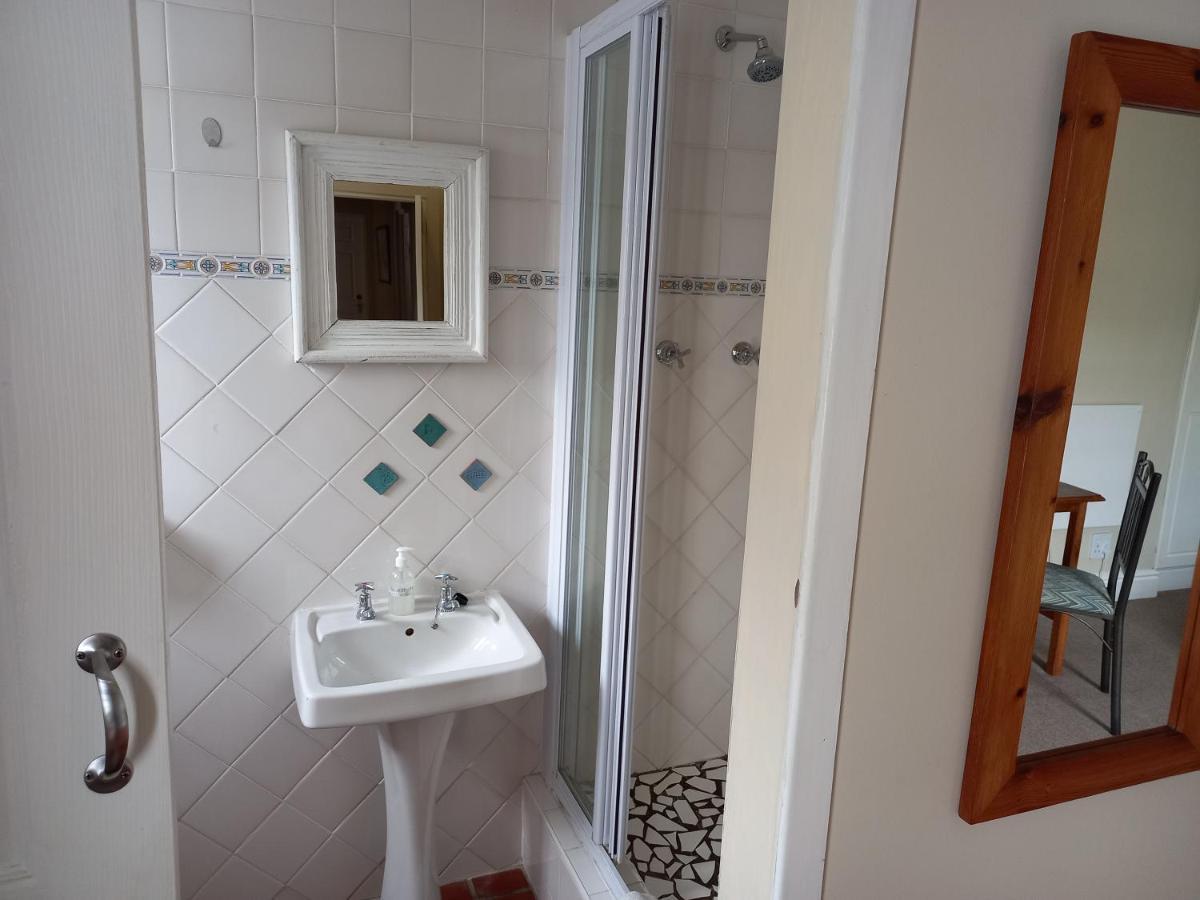 גרהמסטאון 137 High Street Guest House מראה חיצוני תמונה