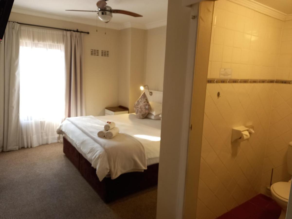 גרהמסטאון 137 High Street Guest House מראה חיצוני תמונה