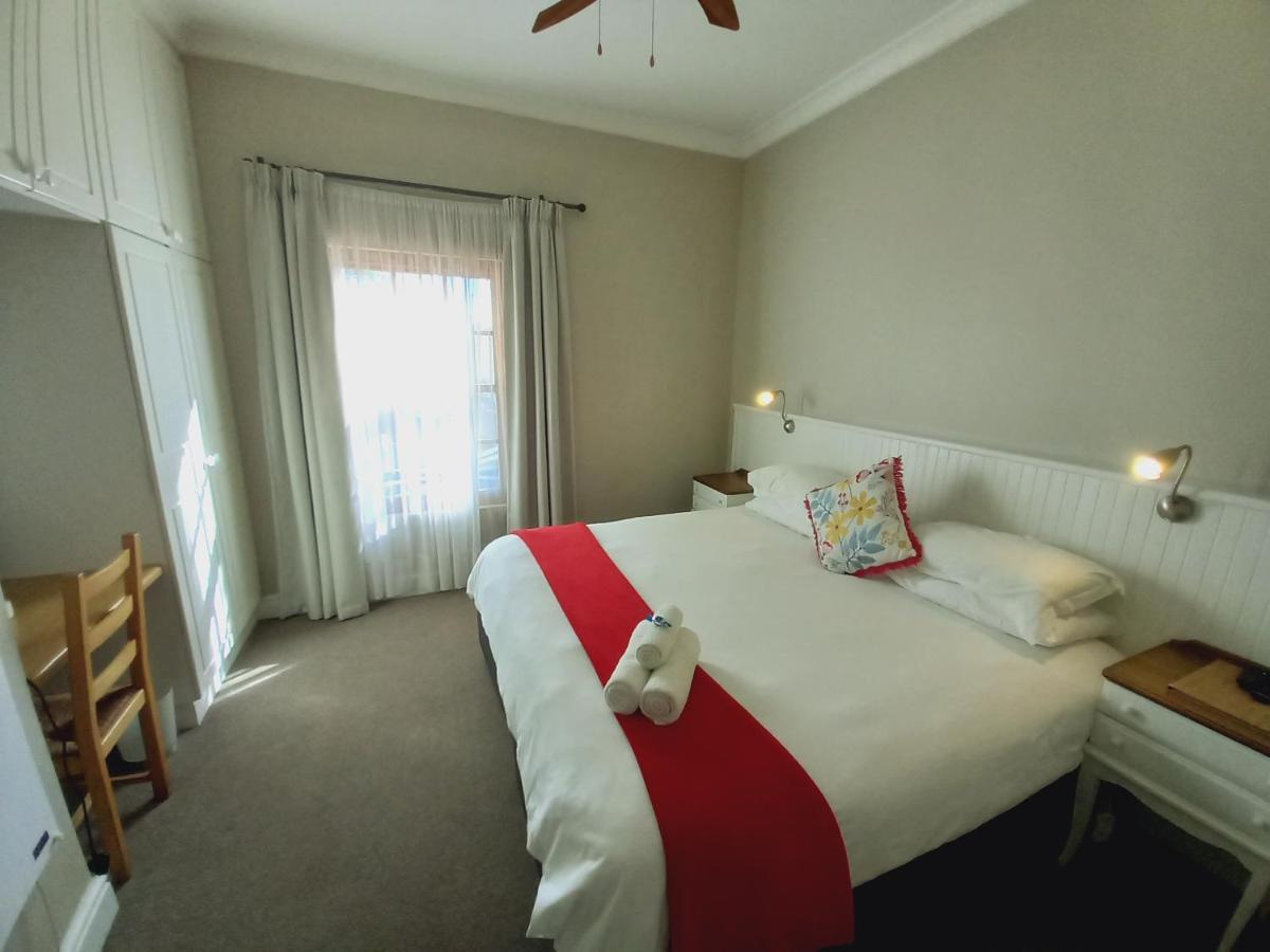 גרהמסטאון 137 High Street Guest House מראה חיצוני תמונה
