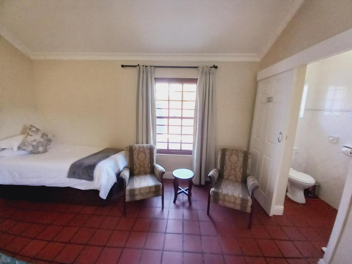 גרהמסטאון 137 High Street Guest House מראה חיצוני תמונה