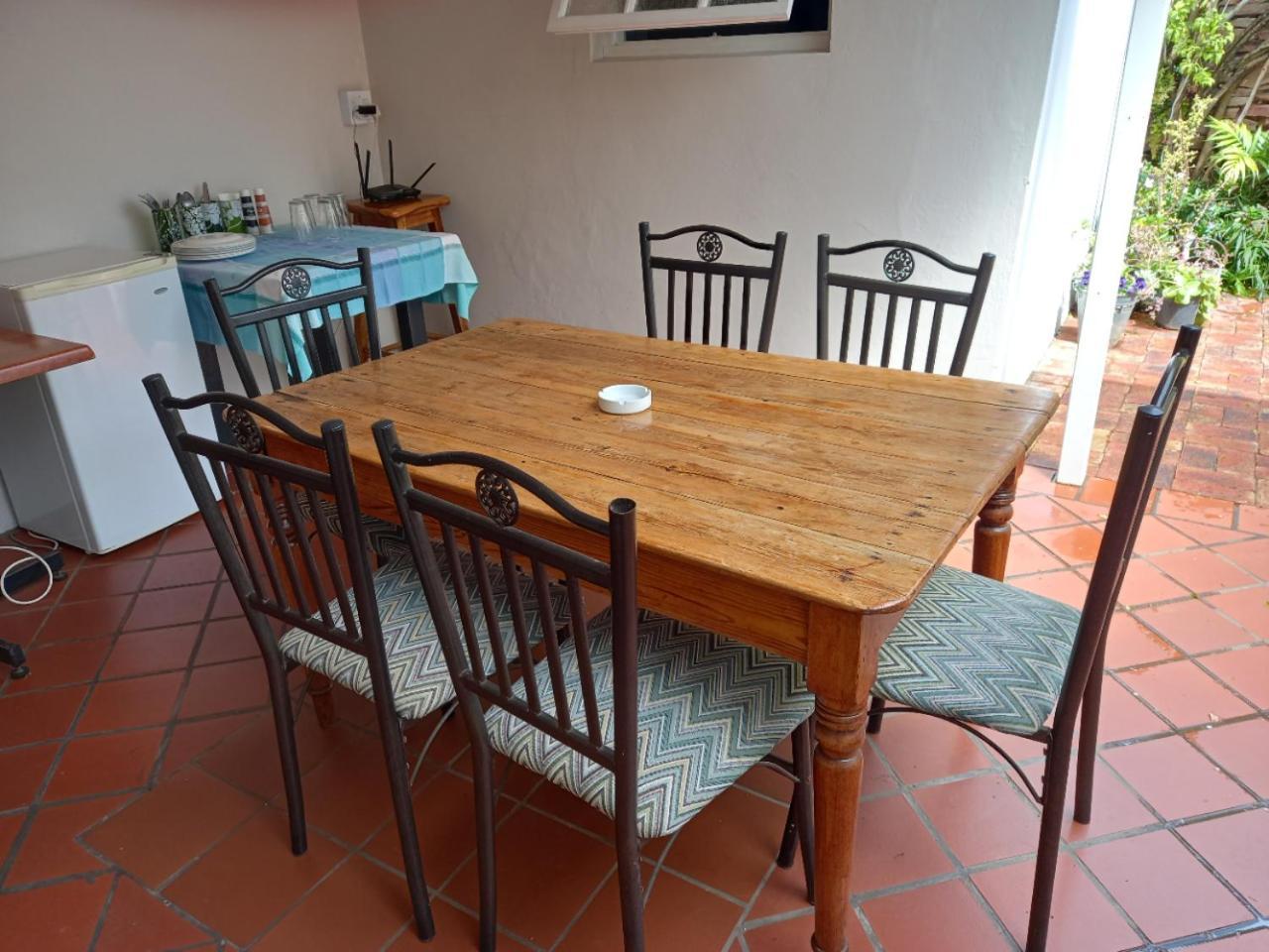 גרהמסטאון 137 High Street Guest House מראה חיצוני תמונה