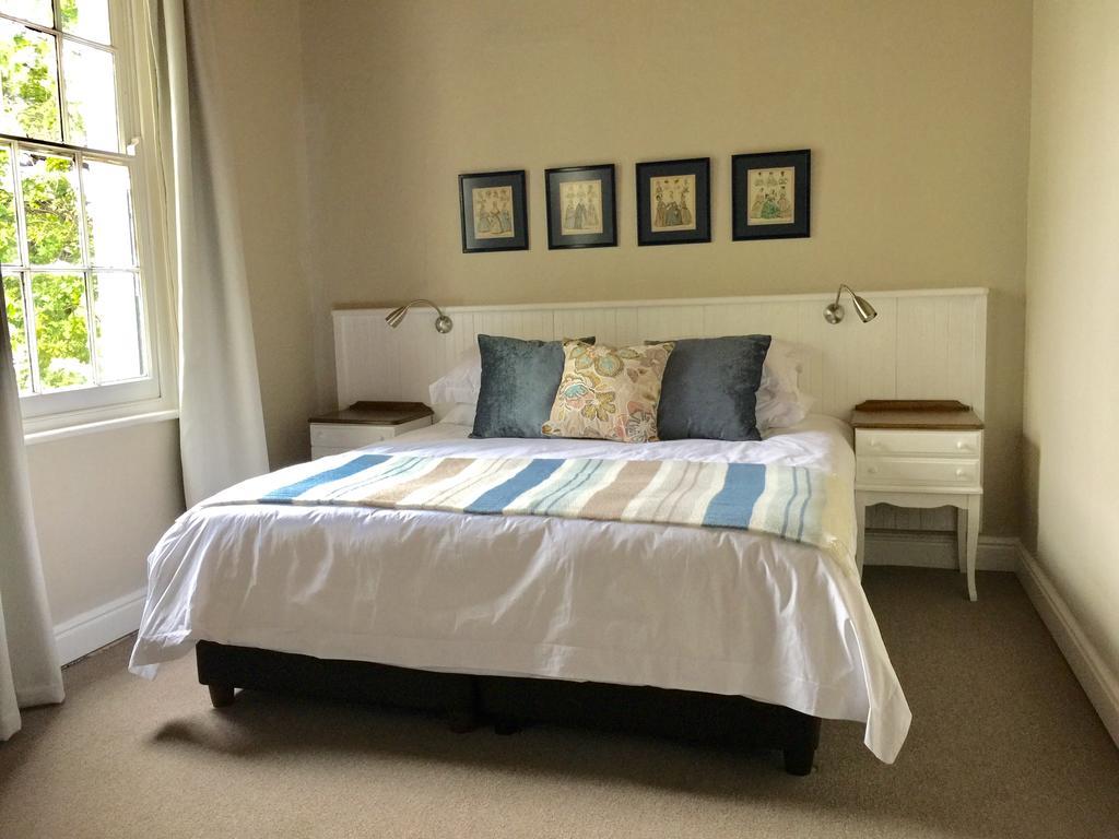 גרהמסטאון 137 High Street Guest House מראה חיצוני תמונה